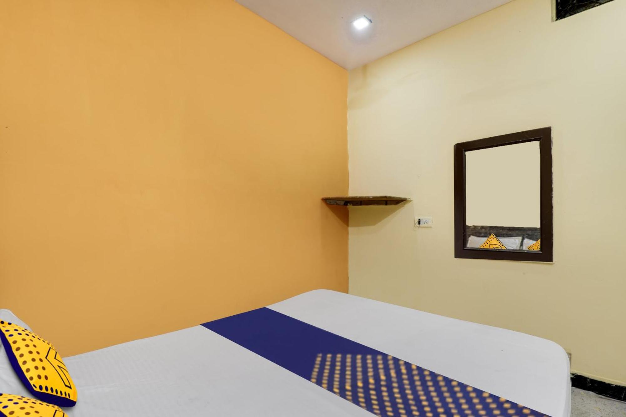 Spot On Hotel Sai Ashirwad Residency Hyderabad Exterior foto